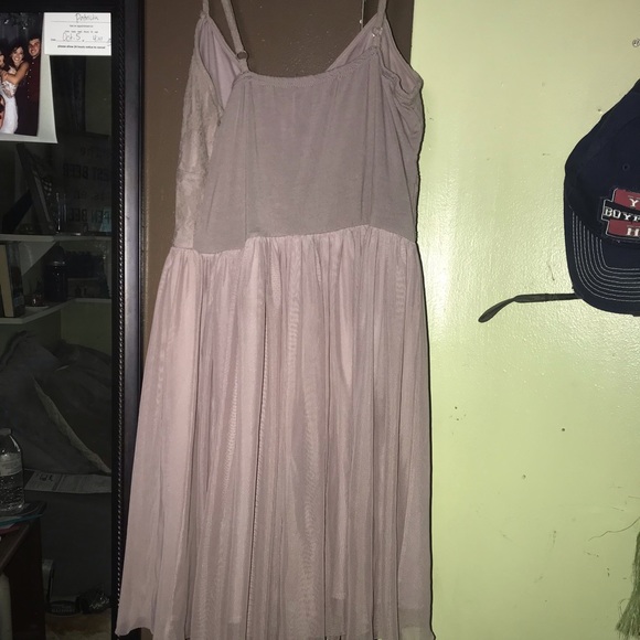 Purple dress, super comfortable size medium - Picture 3 of 3